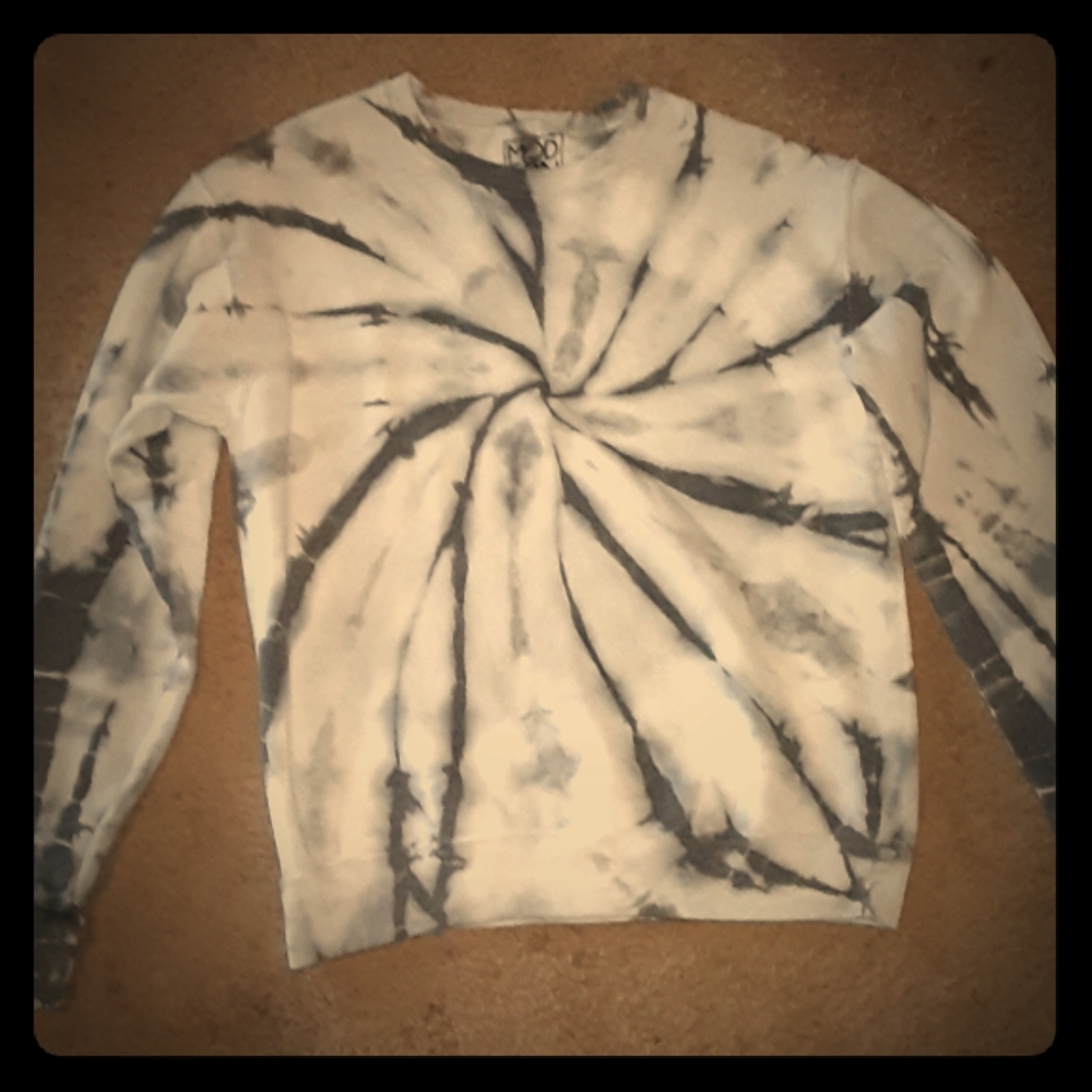 Long sleeve sweater